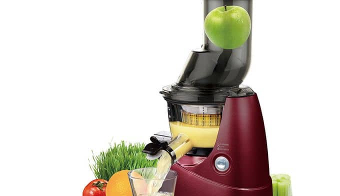 Review of the compact juicer Kuvings Whole Slow Juicer B6000