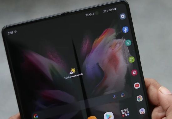 Galaxy Z Fold 3 front camera