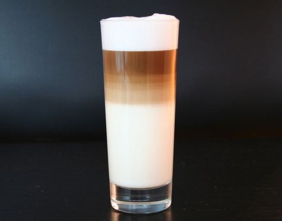 Three layer latte macchiato
