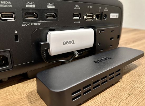 BenQ HT4550i QS02 Android TV dongle