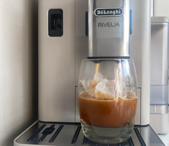 DeLonghi Rivelia cold coffee