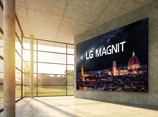 LG Magnit Micro LED panel