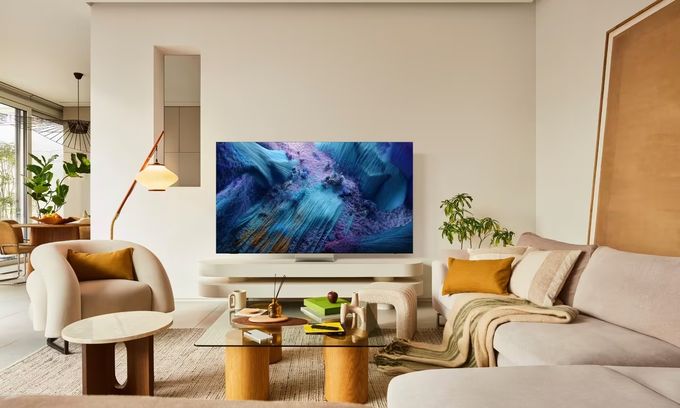 Samsung QN990F 8K